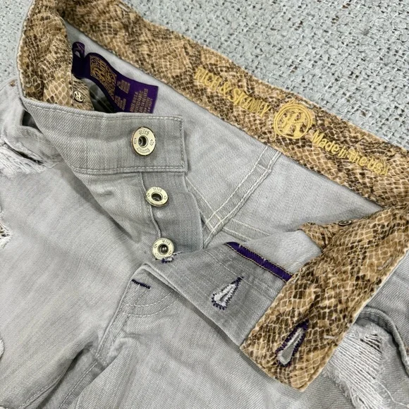 Rich & Skinny Gray Distressed Denim Shorts Size 27 Cutoff Frayed Hem Made in USA - Picture 5 of 10